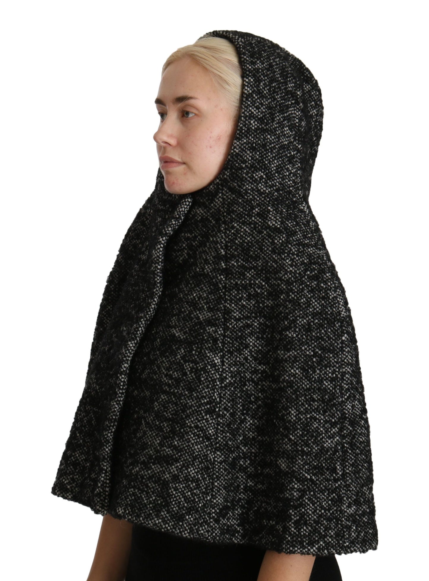 Dolce & Gabbana Elegant Gray Wool Hooded Scarf by Iconic Italian Label